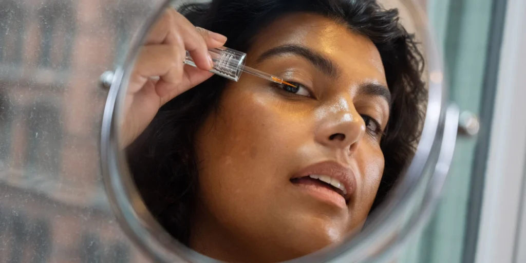 How Do Peptides in Lash Serums Work to Improve Growth?