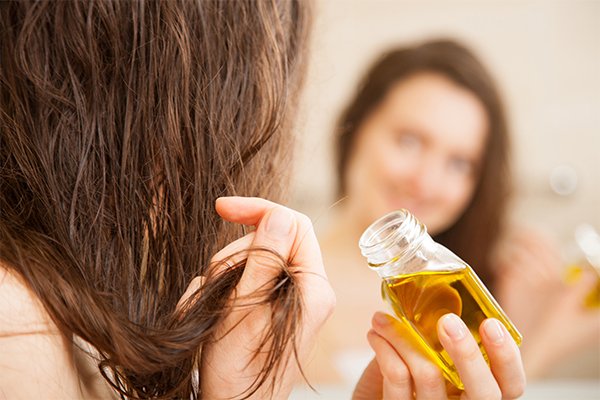 Fish Oil Supplements and Castor Oil for Hair