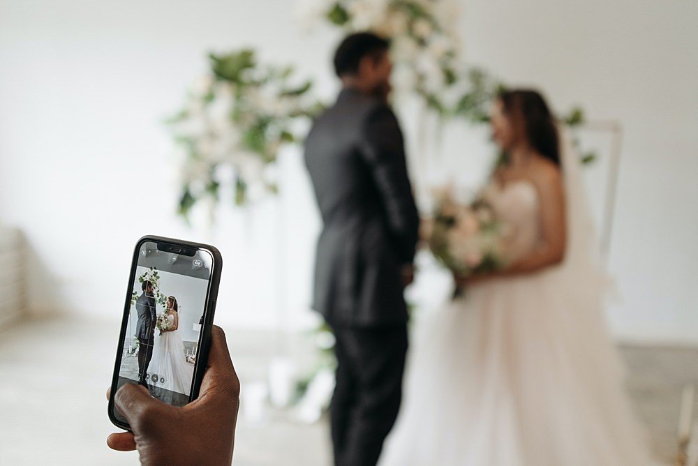 Why Use the Wedding Photo Sharing Option and How to Do It?
